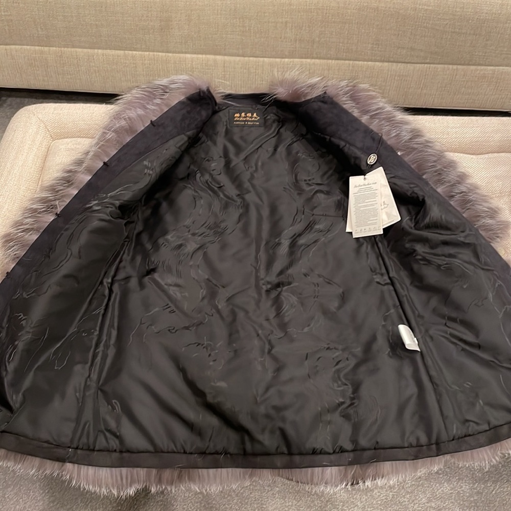 Fur jacket - Picture 4 of 16